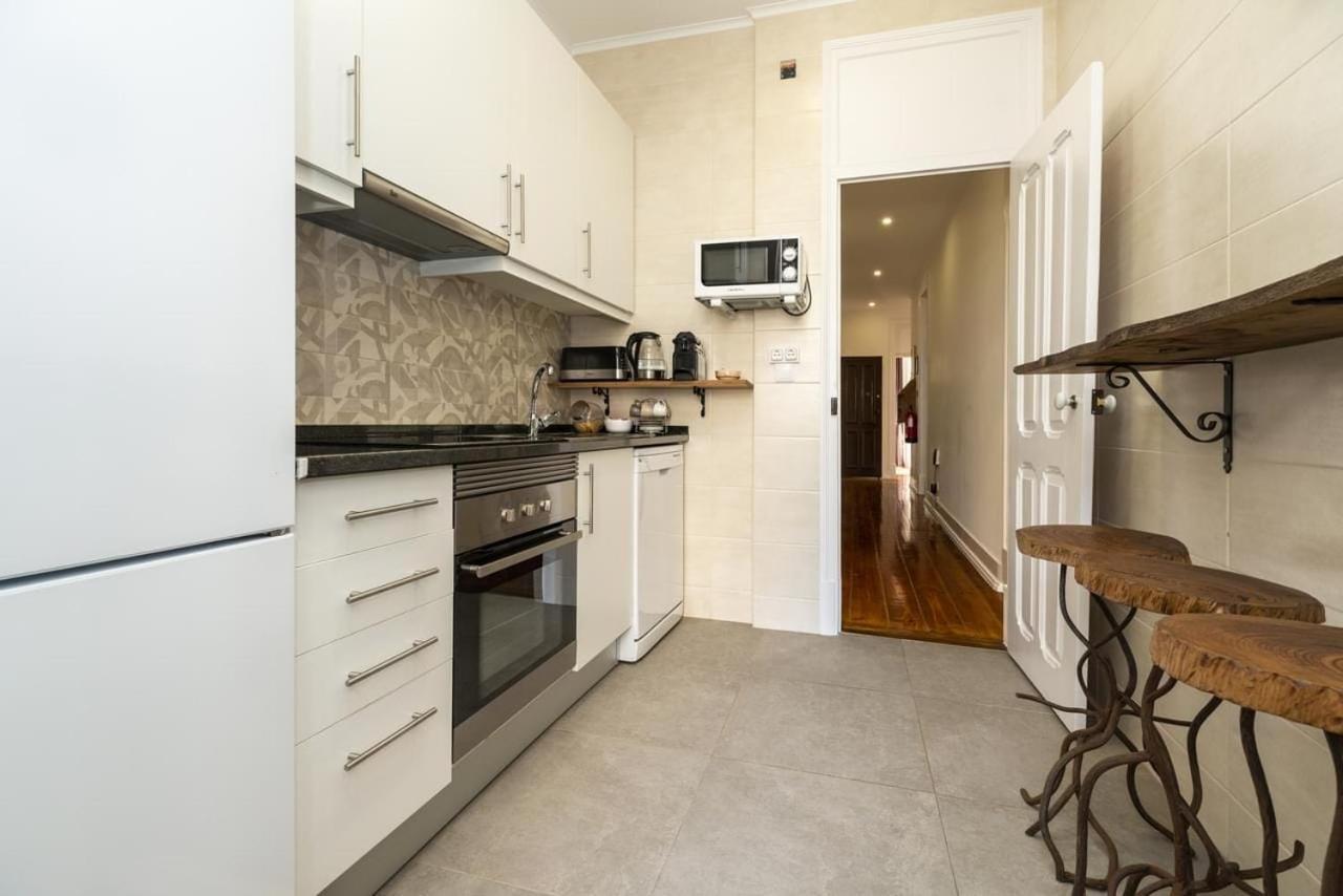 Exotic M2 R2 - Comfortable Classy Double Room With Shared Bath Lisbona Esterno foto